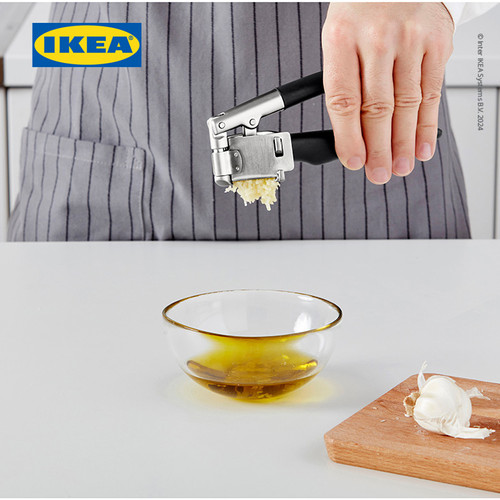 IKEA 365+ VARDEFULL Penghancur Bawang Putih Hitam