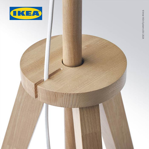 IKEA LAUTERS Lampu Lantai / Lampu Baca Kayu Ash/Putih Minimalis