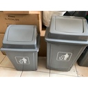 Tempat Sampah Abu-Abu Tutup Goyang