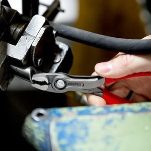 Tang Penjepit Baut Rusak 82 01 150 Knipex TwinGrip Front And Side Gripping Plier
