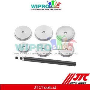 JTC 5574-TRUCK BEARING RACE & OIL SEAL -