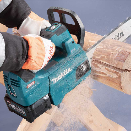 Makita Mesin Gergaji Kayu UC006GZ Chainsaw Cordless + Baterai 40V Set