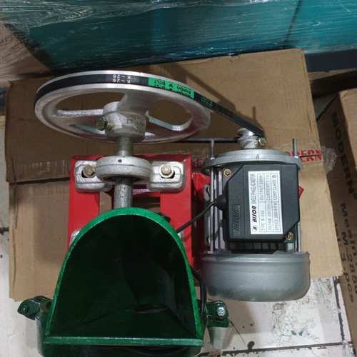Mesin Pengiris Perajang Pemotong Bawang Iris Bawang Listrik 125 Watt