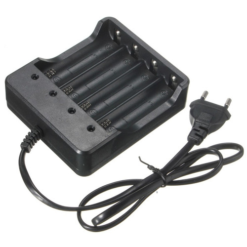 Charger Baterai 18650 4 Slot Charging Cajer Battery Casan Batre SM
