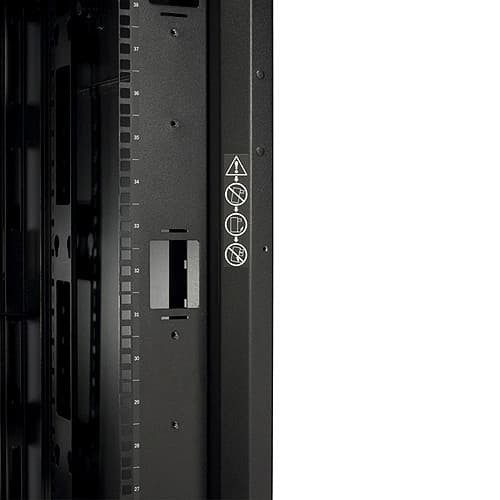 Rack Server APC 42U AR3150 NetShelter SX