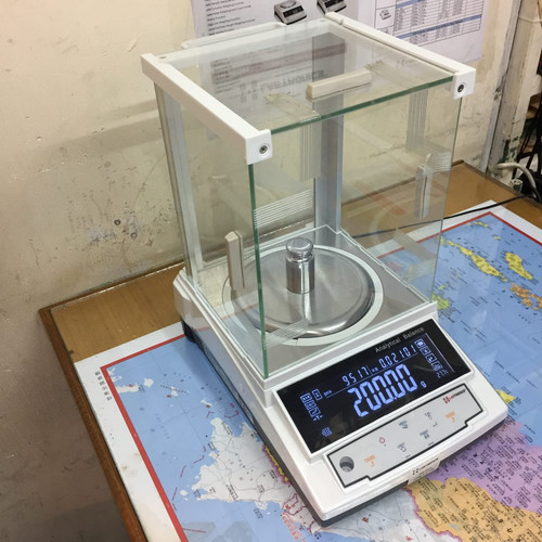 Timbangan Electronic Balance Labtronics Analitik Lab GH-2202