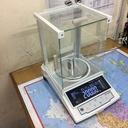 Timbangan Electronic Balance Labtronics Analitik Lab GH-2202