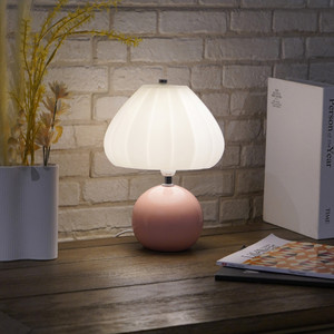 Informa Suzy Lampu Meja - Pink/Putih