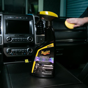 Meguiars - Meguiar'S Ultimate Insane Shine Protectant Spray 473Ml Pengilap Plastik / Perawatan Dashboard Mobil G220216