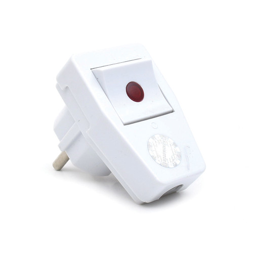 Kenmaster Steker L012K / Colokan Listrik / Colokan Saklar