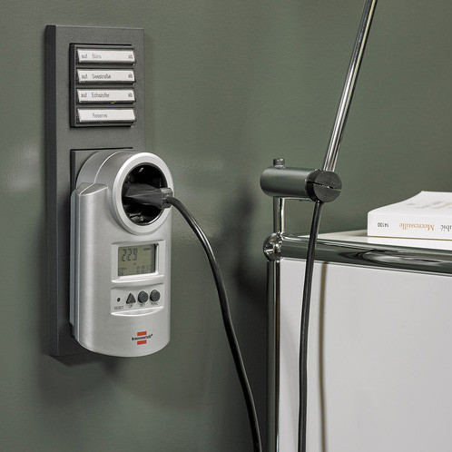 Stop Kontak Pengukur Watt dan Arus Listrik 1 Lubang Brennenstuhl Primera Line Wattage and current meter PM231E - 1506600