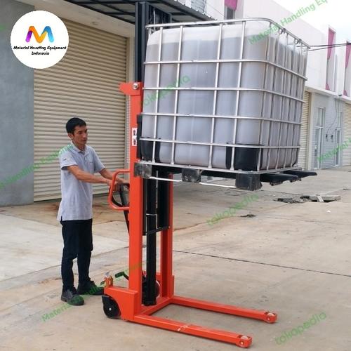 Full Electric Stacker 1.6 ton 4.5 Meter - MERK HAND LIFT - Electrik Stacker Kapasitas 1.6 Ton Tinggi Angkat 4.5 meter
