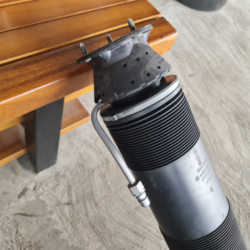 SHOCKBREAKER AIRSUSPENSION HIDROLIK BELAKANG MERCY W220 S CLASS S350L
