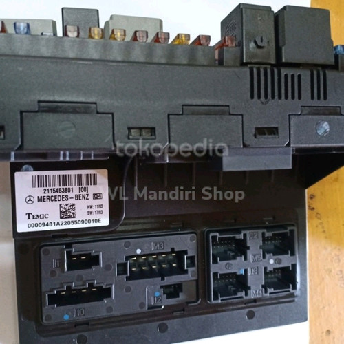 FRONT SAM MERCEDES BENZ W211 / FUSE BOX / DRIVER SAM