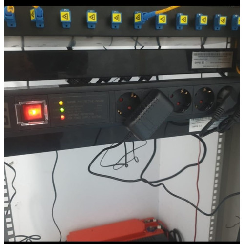 PDU GT RACK GP06 6 SOCKET GERMANY OUTLET - POWER DISTRIBUTION UNIT 4000WATT COLOKAN LISTRIK STOP KONTAK MEJA KANTOR KABEL 3 METER