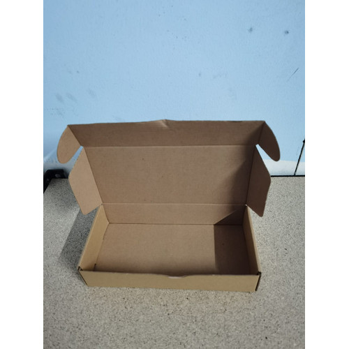 Kardus Diecut Pizza Polos - 25x12x5 TERMURAH