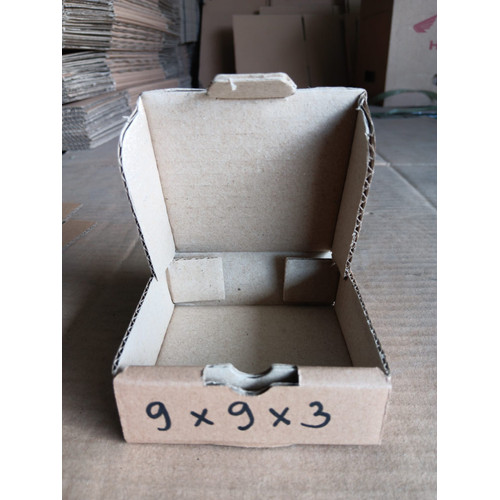 Kardus Diecut Pizza Polos-9x9x3 TERMURAH