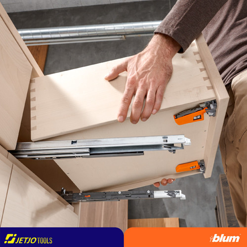BLUM REL LACI MOVENTO RUNNER BLUMOTION 40KG 550MM FULL EXT WITH LOCK DEVICE