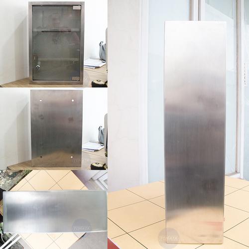 Kotak P3K / Lemari Obat Besi Kaca Stainless 45 X 30 X 12 Tonata / TNT-BP3K02