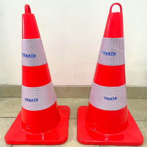 Safety Traffic Cone / Kerucut Lalu Lintas Tonata 1,3 Kg 65 cm / With Handle