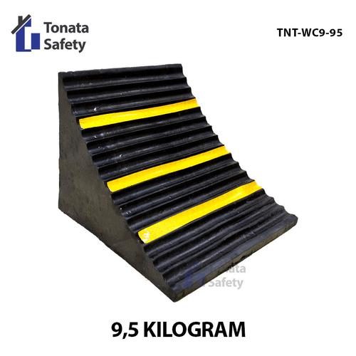 Wheel Chock 9.5 Kg / Pengganjal Roda 25 x 31 x 29 cm