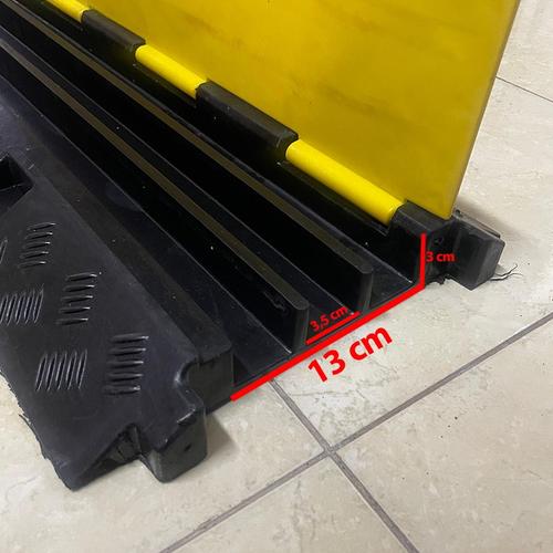 Polisi Tidur Pelindung Kabel / Speed Bump Cable Ramp Protector 3 Line