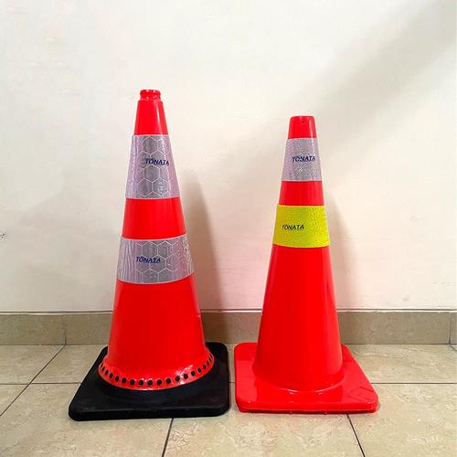 Safety Traffic Cone  Kerucut Lalu Lintas Tonata 2.4 Kg Bawah Kuning
