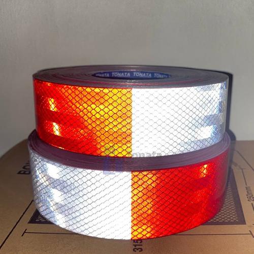 Sticker Pemantul Cahaya  Scotlight Tonata  Merah Putih 45 mtr