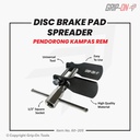 Grip-On Disc Brake Pad Spreader Pendorong Kampas / Penarik Piston Rem
