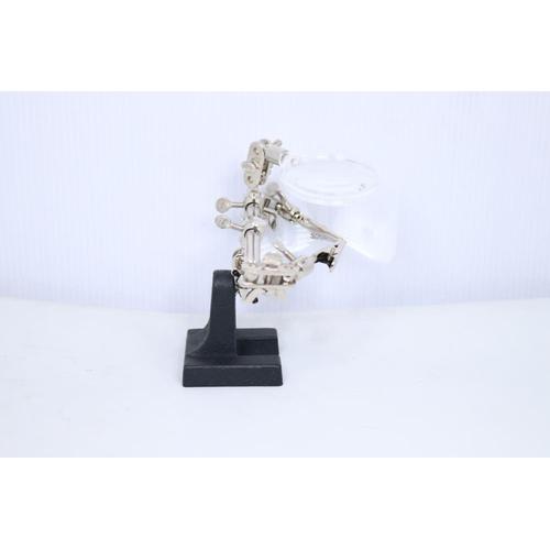 PCB HOLDER JEPIT PRO'SKIT 608-391A + KACA PEMBESAR ORIGINAL
