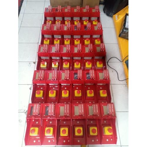 Loto Box Vertical Include Switch Button + 2 Padlock - Merah