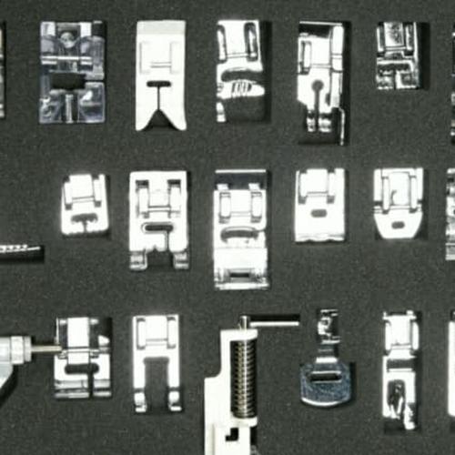 Sepatu Set 30pcs (FR030) Multifunctional Kit Mesin Jahit Portable