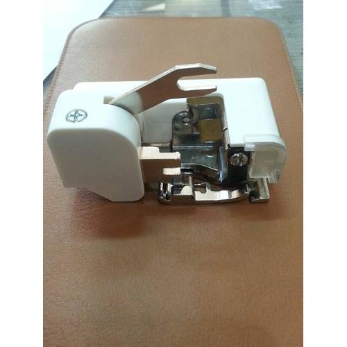 Sepatu Cut And Hem Foot (Mesin Jahit Portable)