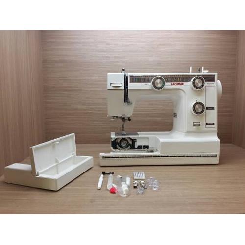 Mesin Jahit JANOME 380 (Portable)