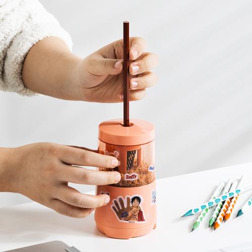 Deli Electric Pencil Sharpener / Rautan Otomatis Edisi One Piece EH507
