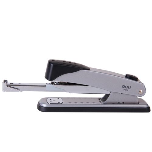 Deli Stapler Memiliki pegangan yang kokoh dan bisa diputar E0328