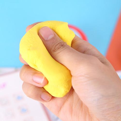 Deli Clay / Mainan Lilin Untuk Anak 4/6/8 Warna Bahan Aman ED850X0