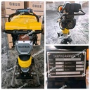 Stamper Kuda Diesel Mesin Pemadat Tanah / Tamping Rammer Diesel