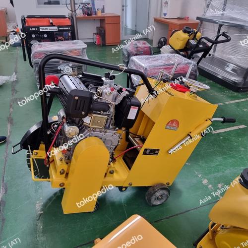 mesin potong aspal beton diesel 20 inch.concrete cutter diesel terbaik