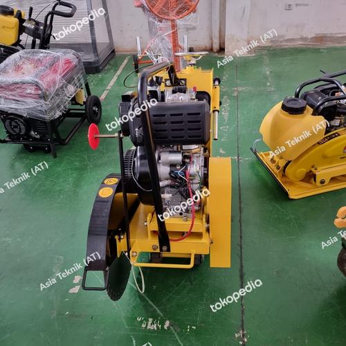 mesin potong aspal beton diesel 20 inch.concrete cutter diesel terbaik