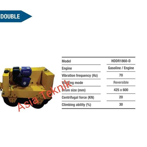 Mesin baby roller double roller Hyundai 2 ton.. Mesin pemadat aspal