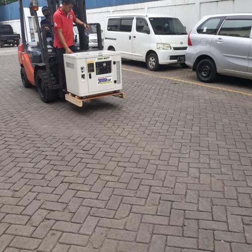 Genset silent honda 7 kva 5500 watt tenka TH 8800 SGS
