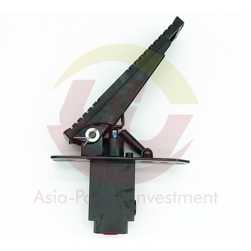 Pedal Manual / Foot Valve Excavator One Way Hydraulic Breaker 20 Ton