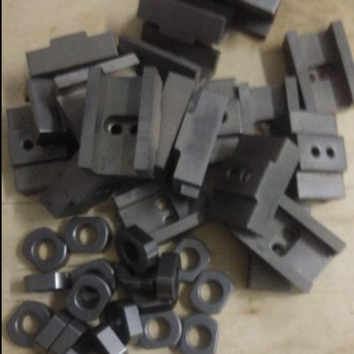 Slide Block Mesin Injeksi Tpye M2000