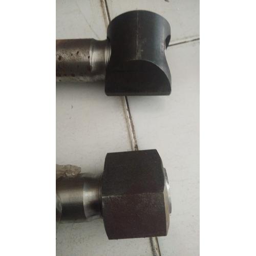 Through Bolt Soosan SB81 Model Original Sparepart Breaker