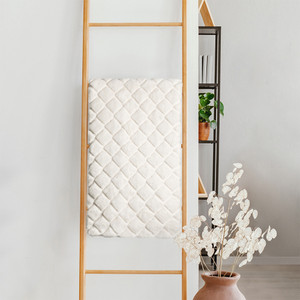 Informa 127X152 cm Demi Selimut Throw Faux Fur - Putih