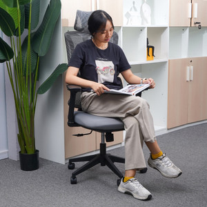 Informa Heywood Kursi Kantor Sandaran Tinggi - Abu-Abu Tempat Duduk Kerja Dengan Roda Office Chair Kursi Mesh Staff Karyawan Furniture Indoor Kantor