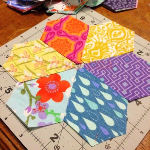 Quilting Ruler / Penggaris Patchwork -Model Permata Multifungsi-QR0907