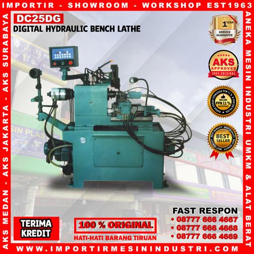 [EZM.3602825] AKS - DC25DG Mesin Bubut Logam o25 mm Hidrolik Digital 25 x 70 mm