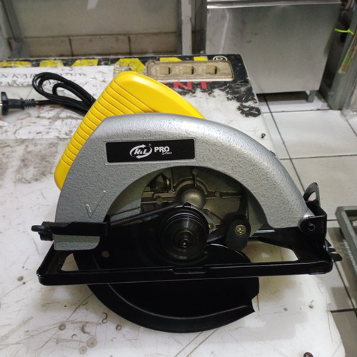 [EZM.3504405] H&L Mesin Potong Kayu 7 Inch PRO 5800 H & L Circular Saw 7" 1050 WATT